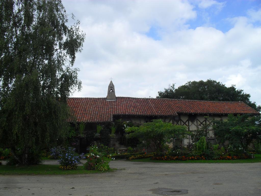 Villa Ferme De Montalibord Vescours Exterior foto